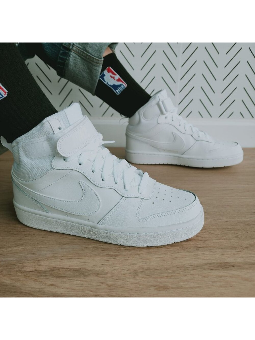 ⭐Nike Court Borough Mid 2 6.5Y Big Kid's Shoes Triple White Sneakers CD7782-100⭐